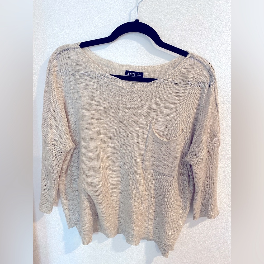 Cropped Very J sweater, size Medium